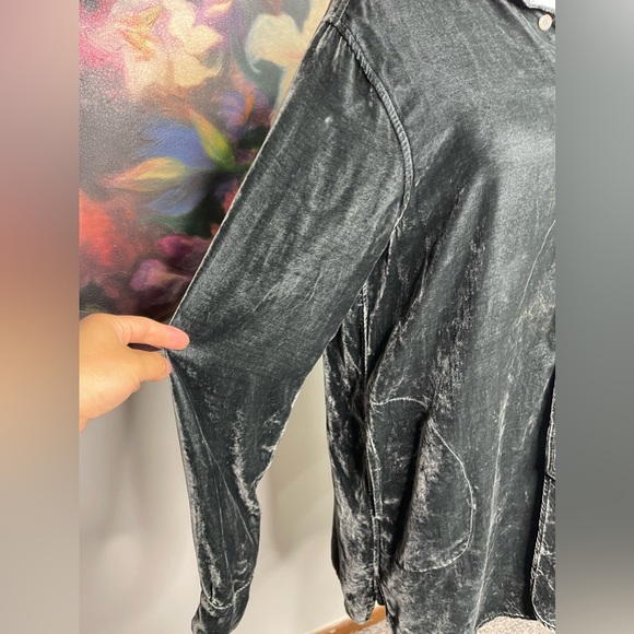 CP shades Gray Velour Soft Button front Longline Blouse Sz Small Made in USA - Picture 3 of 9